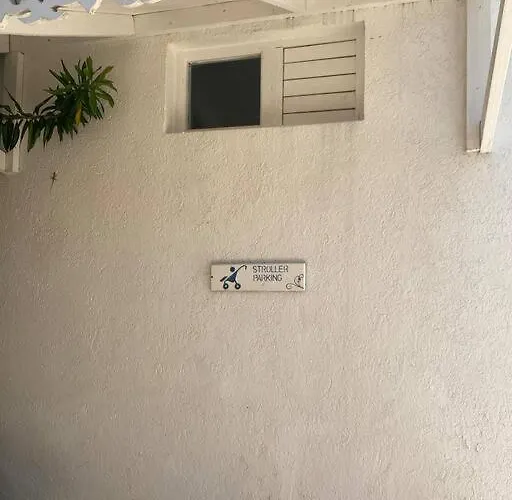 Apartment Lush Tropical Located In A 4-star *